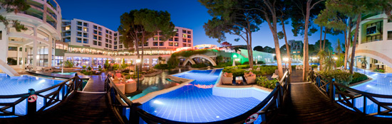 Atlantis De Luxe Hotel & Resort